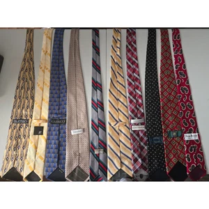 Lote de 10 Corbatas Puritano, Clérigo, JF, Calvin Klein y Otros - Imagen 1 de 8