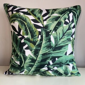 New cushion cover tropical leaves jungle rainforest green black print 45x45cm - Picture 1 of 6