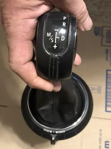 2016-2019 MINI COOPER S CLUBMAN F54 TRANSMISSION GEAR SHIFT SHIFTER BOOT OEM - Picture 1 of 4