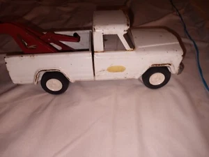 Vintage Tonka White Jeep Pickup Tow Truck Pressed Steel - Picture 1 of 6
