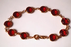 bracelet swarovski signed swan gold tone with red crystal stone beautiful color - Picture 1 of 6