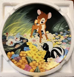 1991Knowles Disney Bambi "I nuovi amici di Bambi" con scatola COA SPEDIZIONE GRATUITA. - Foto 1 di 2