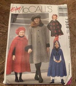 McCalls 7359 einfache Muster Mädchen Mützen gefütterter Mantel Cape Mütze Gr. 10 12 14 lose Passform - Bild 1 von 2