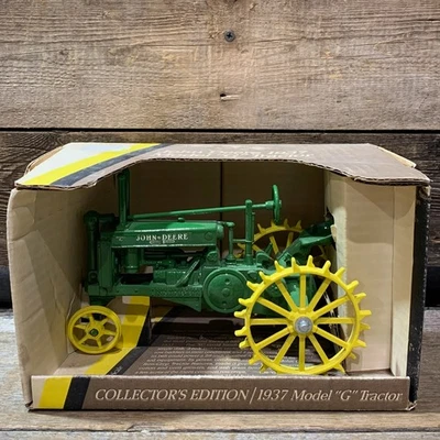 ERTL, Collector's Edition, John Deere, 1937 Model "G" Tractor, 1:16 Diecast, NIB - Image 1 of 4