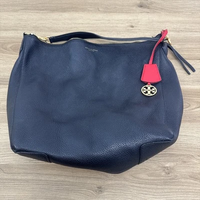 Сумка наплечная Tory Burch черная шагреневая кожа хобо золотистая фурнитура красная бирка - Изображение 1 из 4