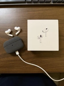 Apple AirPods Pro 2nd Gen USB-C A3047 - Photo 1 sur 4