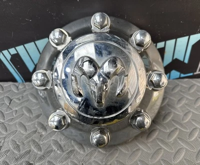 Tampa central de roda cromada OEM 2014-2018 RAM 2500 3500 SRW - Imagem 1 de 4