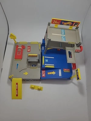 VTG 1993 Hot Wheels Travel Sto & Go Parking & Service Garage Playset *Complete* - Image 1 of 4
