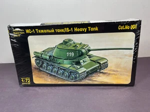 Russian IS-1 Heavy Tank Soviet WWII Cat No 001 1:72 Fahrzeug Militär Modellbausatz - Bild 1 von 6