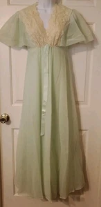 VTG Early 60s Peignoir Nylon Chiffon Nightgown Robe Petite Seafoam Ivory Lace - Picture 1 of 15