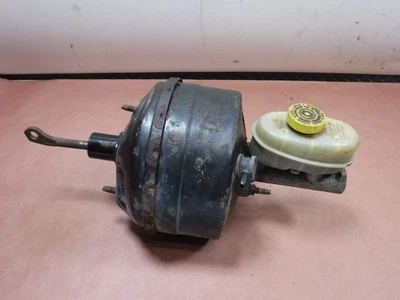 Jeep Wrangler TJ 97-06 Power Brake Booster W/ Master Cylinder 52128422AB - Image 1 of 4