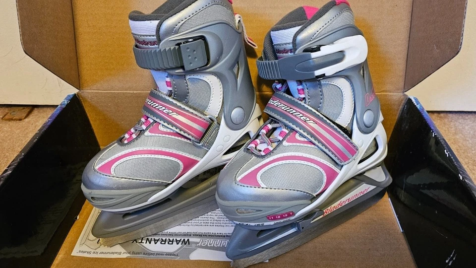 Blade Runner Dazzle 6.0 Patines de Hielo Niños Talla 4J Ajustables 4 Tallas Nuevos en Caja Foto 1 de 4