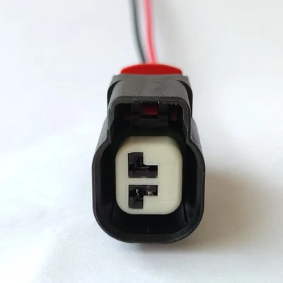 Alternator Connector Pigtail For Chrysler Sebring Aspen Town & Country, 300, 200 - Image 1 of 4