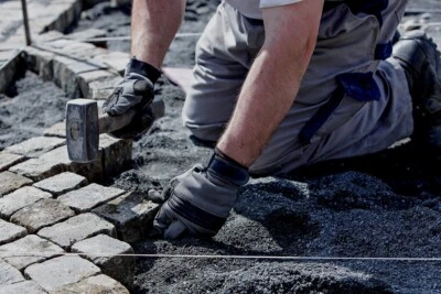 Kopfsteinpflaster Anthrazit gespalten 8 x 10 cm / Pflastersteine / Gehweg - Bild 1 von 4