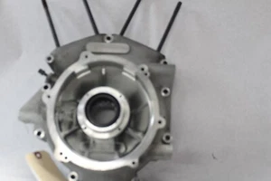 24654-06A cárter izquierdo plateado Harley Davidson doble cámara 24649-06 2008 H-D ELEC - Imagen 1 de 10