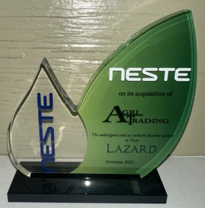 Neste AgriTrading Lazard Financial M&A Acquisition Tombstone Trophy Award 2021 - Bild 1 von 10