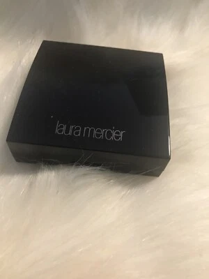 laura mercier matte radiance baked powder Highlight-01 READ DESCRIPTION - Image 1 of 4