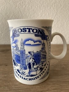 Boston Massachusetts Teetasse Souvenir KPCS 4,5" x 4,5" (mit Griffen) - Bild 1 von 6