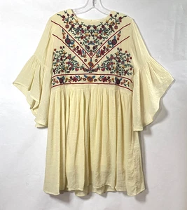 Mini Vestido Umgee Boho Floral Bordado Talla M Crema Manga Multi Campana Nuevo sin Etiquetas - Imagen 1 de 14