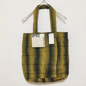 UNIQLO x YAYOI KUSAMA x MoMA Tote Bag Yellow Black Dot Limited New with Tags - Picture 1 of 5
