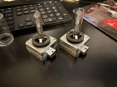 Osram Xenarc 66144 D1S OEM HID Xenon Headlight Bulbs | Made in Germany | 2-Pack - Image 1 of 2