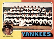 1975 Topps Baseball Team Photo - Bill Virdon (A) New York Yankees #611