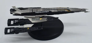 BioWare Dark Horse Mass Effect 2 Normandy SR-2 Cerberus Model Statue FAST SHIP - Picture 1 of 8
