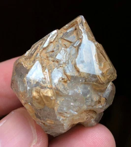 Rare Window Quartz Elestial Fenster with Clay Inclusion 25 Grams - Picture 1 of 8