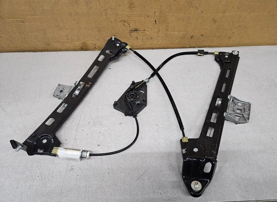 VW Volkswagen CC 2009-2017 - Regulador ventana delantera derecha 3C8837462J Foto 1 de 2