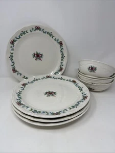 Pfaltzgraff RED RIBBONS Set Of 4 Dinner Plates & 4 Bowls. Excellent Condition - Picture 1 of 11