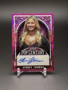 Tarjeta autografiada rosa Sydney Thomas 2024 hoja de metal Pop Century #PCP-ST1/30 - Imagen 1 de 2