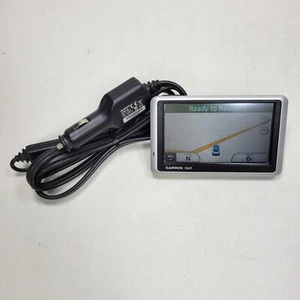 Sistema de navegación GPS Garmin Nuvi 1350 4,3"" con receptor de tráfico de por vida GTM 26 - Imagen 1 de 7