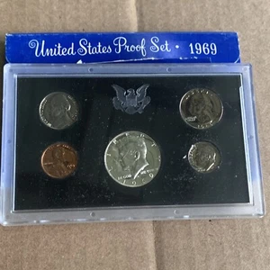 1969 S U.S. Mint Annual 5 Coin Proof Set with 40% Silver Kennedy & Original Box - Picture 1 of 12
