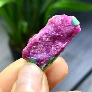 6G Natural green Ruby zoisite (anylite) crystal Wand Obelisk Point Healing - Picture 1 of 18