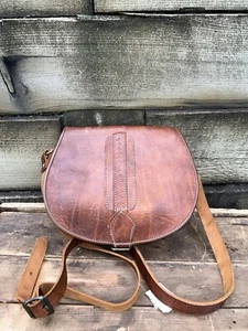 RARE COGNAC UNBRANDED MEDIC GENUINE LEATHER SADDLE Shoulder Crossbody Bag Coach* - Picture 1 of 9