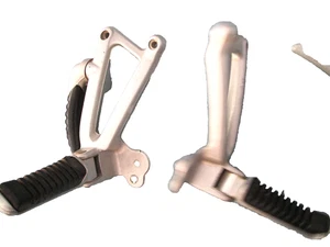 CONJUNTOS DE ESTRIBERAS DE PASAJERO IZQUIERDO Y DERECHO DUCATI OEM ST2 ST3 ST4S - Imagen 1 de 12