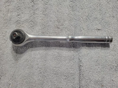 Husky 3810 3/8" Drive 8" Long Quick Release Ratchet Used Tested - Image 1 of 4