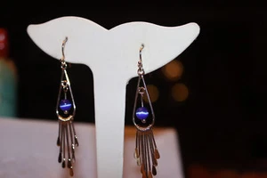 Pendientes colgantes genuinos .925 Royal Blue Cat Eye EE. UU. - Imagen 1 de 4