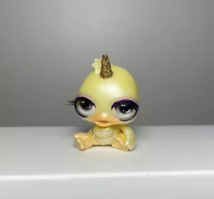 Figura Pestañas Poopsie Cutie Tooties Serie Pollito Amarillo 1.5" A4 - Imagen 1 de 4