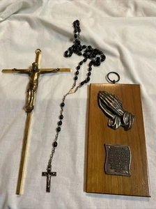 Vintage10” Wood & Metal Prayer Plaque-Brass INRI Crucifix Cross Jesus Christ - Picture 1 of 10