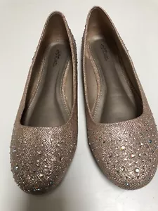 Hotcakes Women's Bling Flat Shoes - GOLD Size 12 Medium -slip-on Orleans EUC - Picture 1 of 6