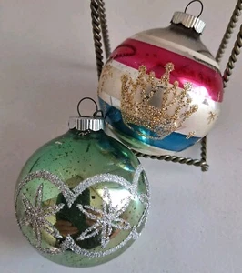 (2) Shiny Brite Glass Ornaments Vintage Crown's King Striped & Green Snowflakesn - Picture 1 of 9
