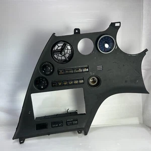 Panel de instrumentos central con aire acondicionado Toyota JZA80 SUPRA MK4 - Imagen 1 de 10