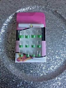 KIT FAUX ONGLES NAIL ART 12 CAPSULES PRET A POSER + COLLE FRENCH VERT FANTAISIE - Picture 1 of 1