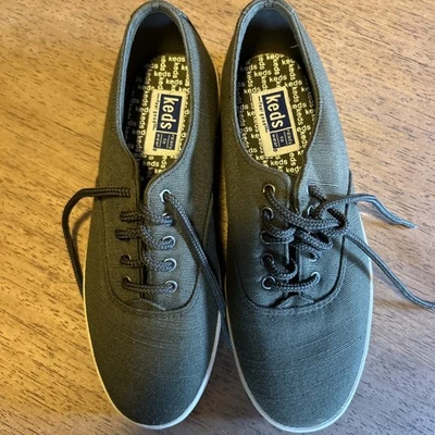 Keds con cordones vintage estilo preppy verde militar, para mujer talla 6,5, nuevos sin etiquetas Foto 1 de 4