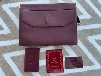 Cartier Bolso Clutch Cuero Borgoña con Garantía y Juego Tarjetero Foto 1 de 4