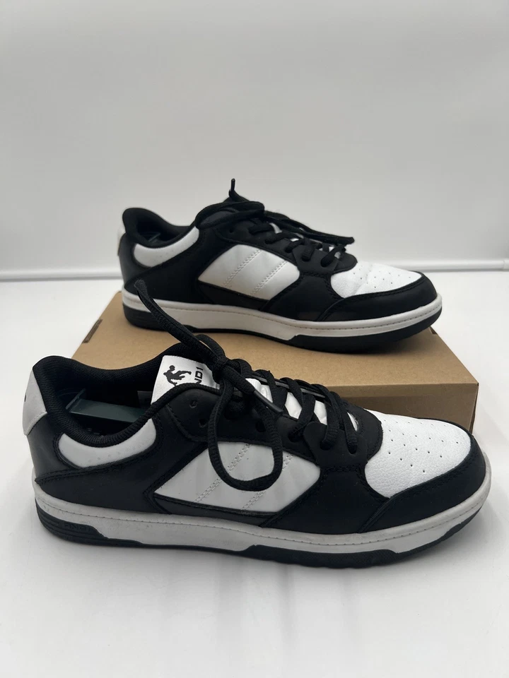 And 1 Shoes Youth Boys Size 7 Black White Basketball Athletic Sneakers - Image 1 of 4