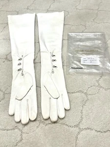 Carolina Amato Long white Italian leather gloves. Length 23.5 inches. Used. - Picture 1 of 7