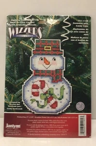 Gezählter Kreuzstich Schneemann mit Zuckerstange Ornament Wizzers 021-1189 / 2007 - Bild 1 von 3