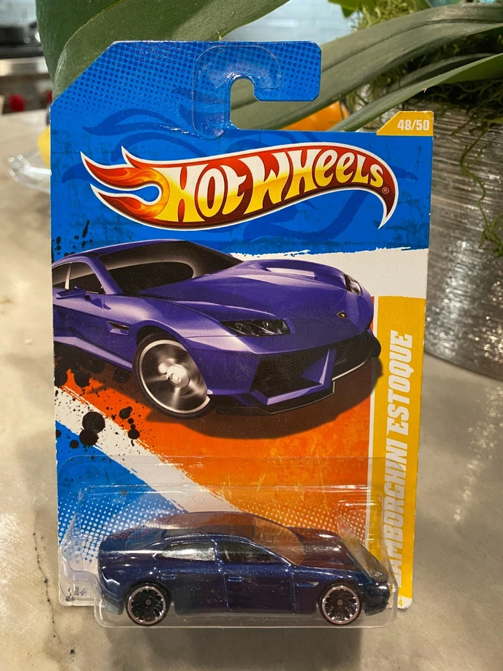 2011 Hot Wheels Nuovi Modelli Lamborghini Estoque Blu #48/244 - Immagine 1 di 1